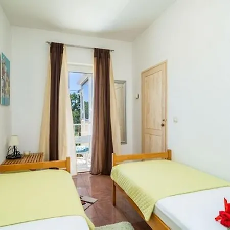 With Parking Space Buici, - 24565 Дубровник