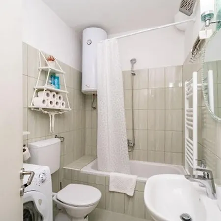Appartamento With Parking Space Buici, - 24565